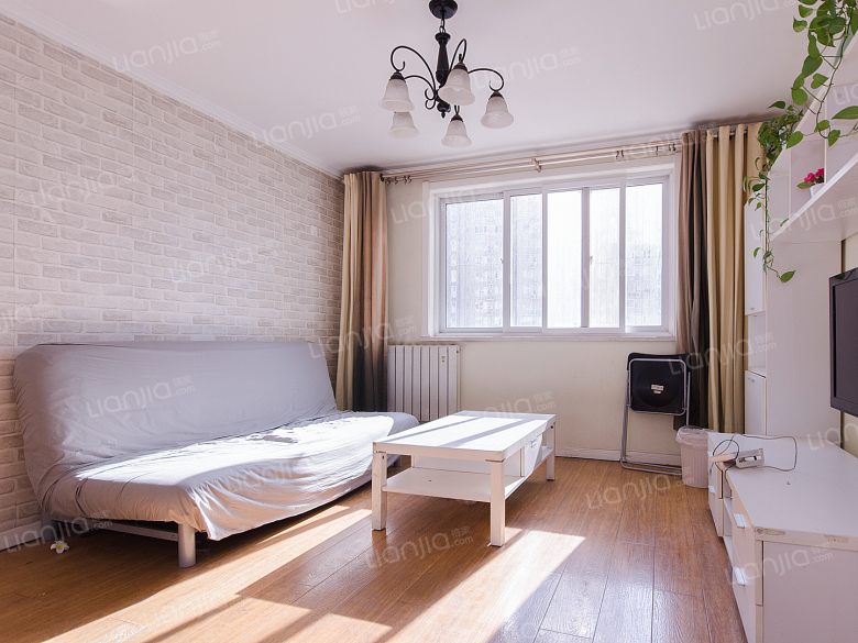 丽景天成二期，两室1厅，朝北